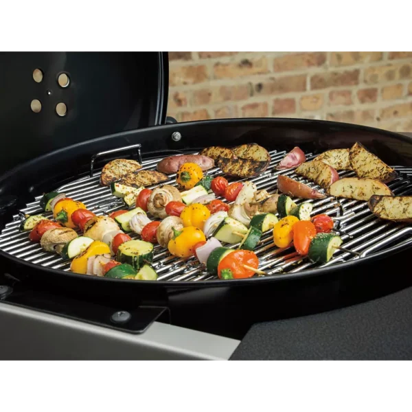 Barbecue charbon WEBER Performer premium GBS Black sur chariot 57 cm